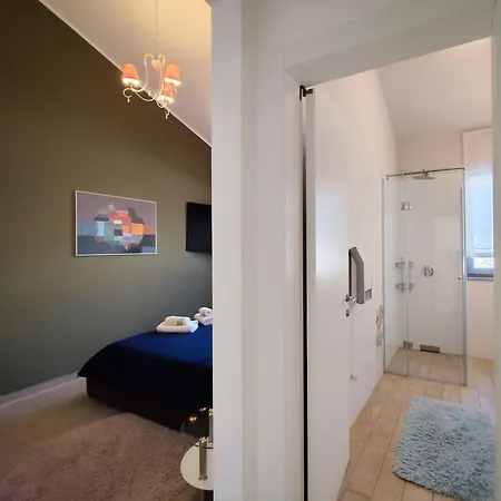 Vilă Wellness Biocrystal With Heated Indoor Pool, Private Spa, Tennis Court And Fitness *