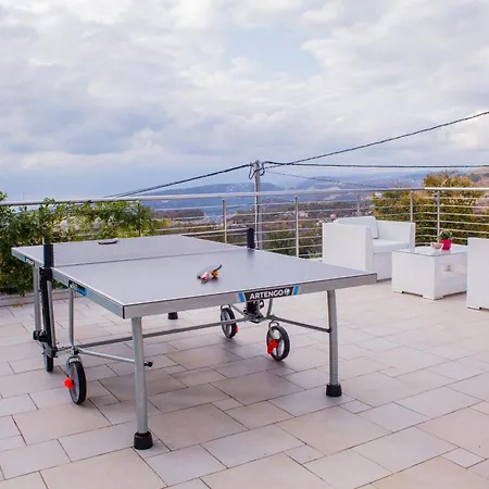 Wellness Biocrystal With Heated Indoor Pool, Private Spa, Tennis Court And Fitness * Hreljin