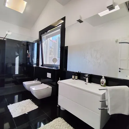 Villa Wellness Biocrystal With Heated Indoor Pool, Private Spa, Tennis Court And Fitness Hreljin