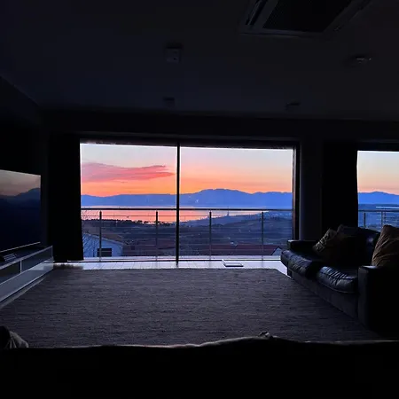 Wellness Biocrystal With Heated Indoor Pool, Private Spa, Tennis Court And Fitness